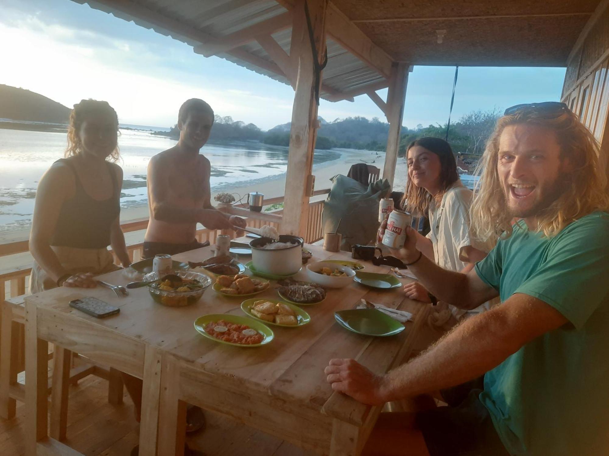 Boneputeh Homestay Taliwang 외부 사진
